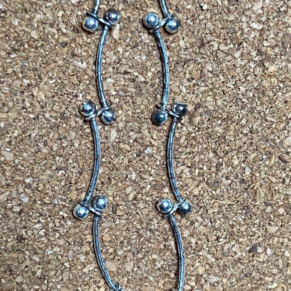 1 necklace and 1 bracelet sold together - Picture 2 of 3